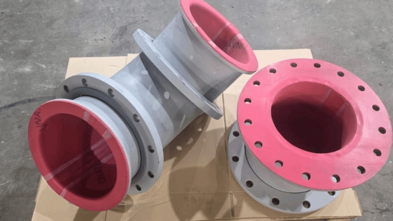 Travaux de caoutchoutage spécifique à des conduites métalliques